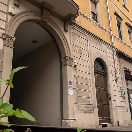 Maison Blanche: Appartamento Elegante Con Parcheggio Privato Mantova Bagian luar foto